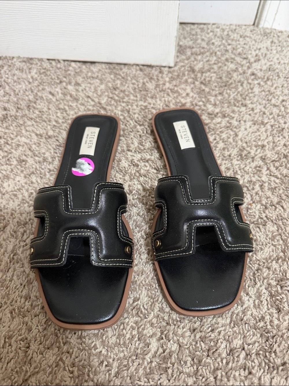 Steven New York Women's Black and Tan Slip On H Flat Sandals Size 8.5
